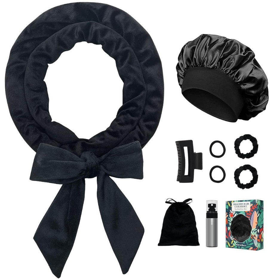 Heatless Curling Set in Black, worn overnight for soft curls by morning